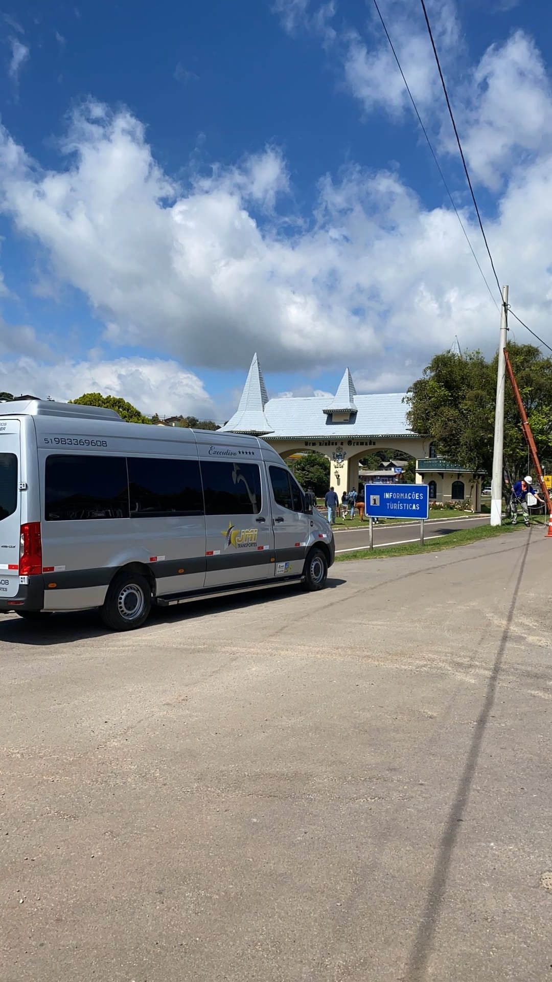 TRANSFER PRIVATIVO DE 8 A 15 PESSOAS - IDA E VOLTA - POA - GRAMADO - POA - Image 4